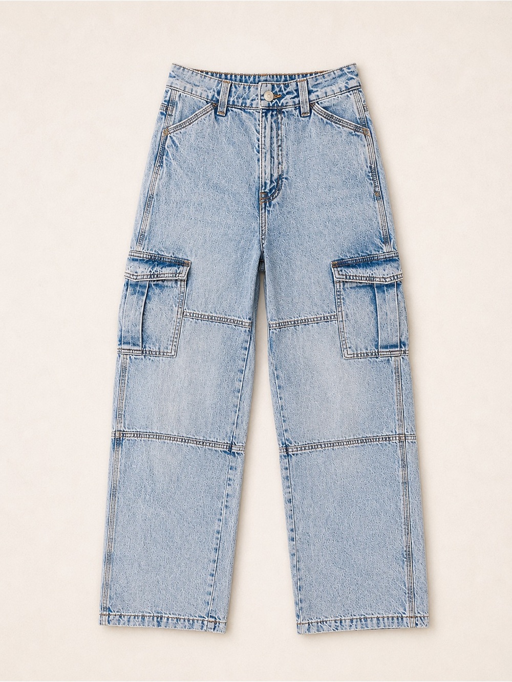 H&M / Divided Wide Leg Cargo Denim Jeans for Women / Medium/Light Blue Wash